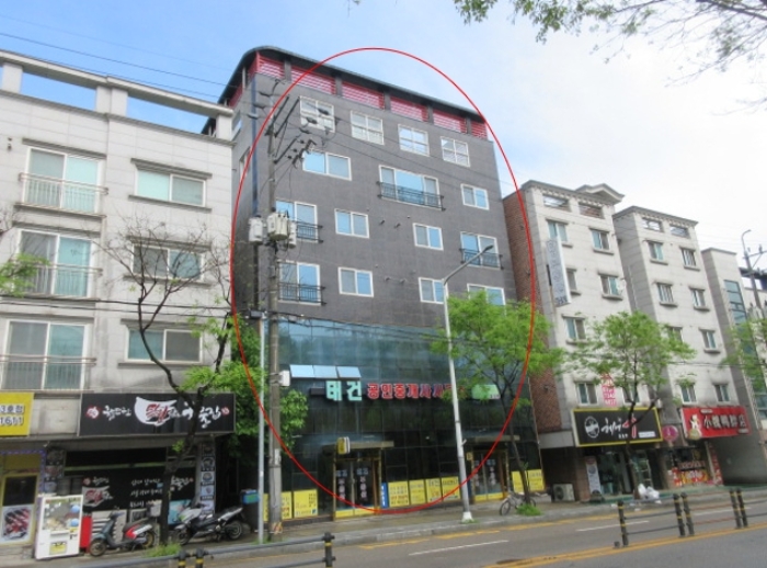 본건전경 - 남동측에서 촬영