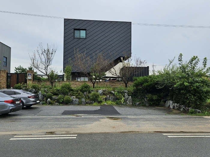 본건 전경 (북측에서 촬영)