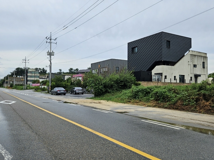 주변환경 (북서측에서 촬영)