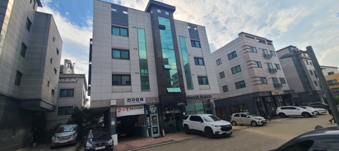 목록 1 토지 및 목록 2 건물 전경