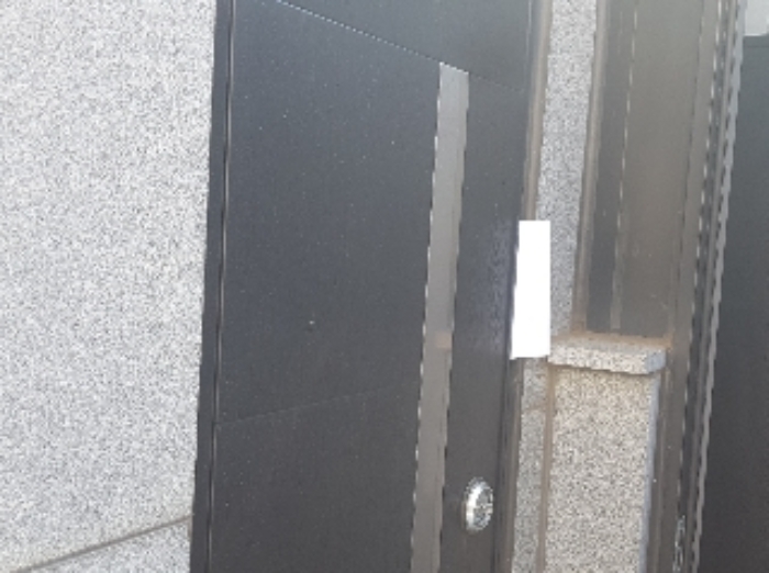 세대현관문(옥상층)