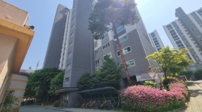 이 사건 평내화성파크일스 1702동 전경