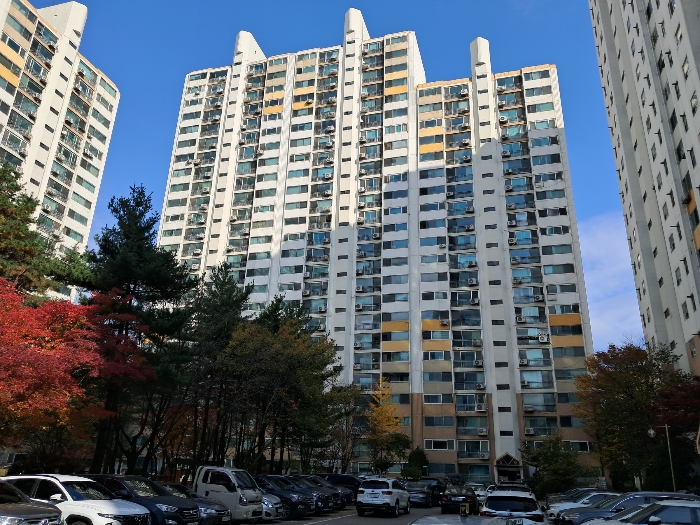 철산한신아파트 제101동 전경