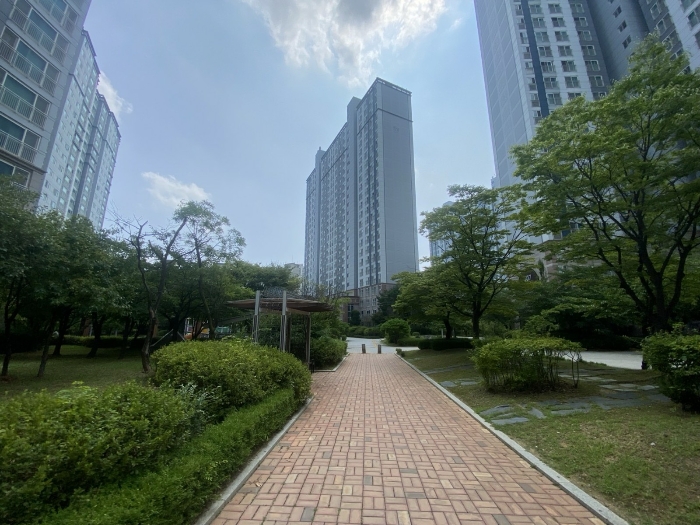 제508동 남동측 단지내 풍경