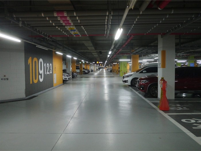지하주차장