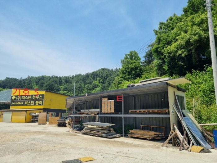 [제시외 건물 ㅌ]