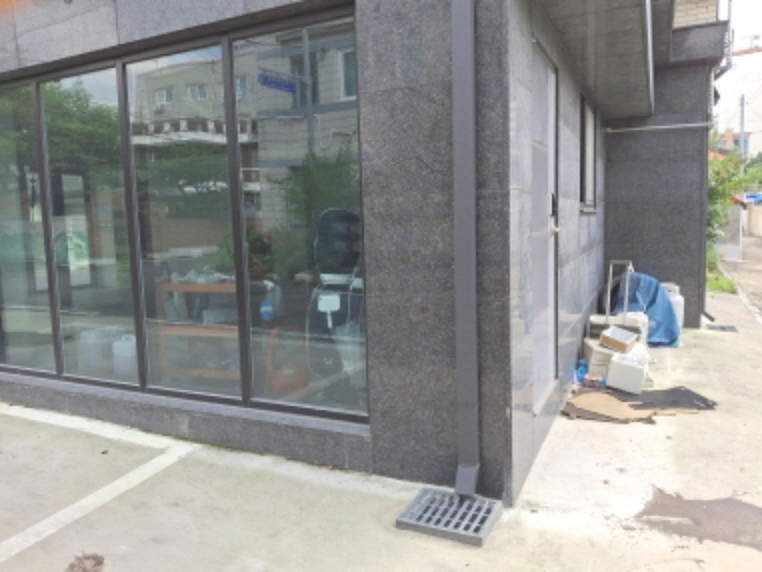 목록3 토지(건물 후면) 모습