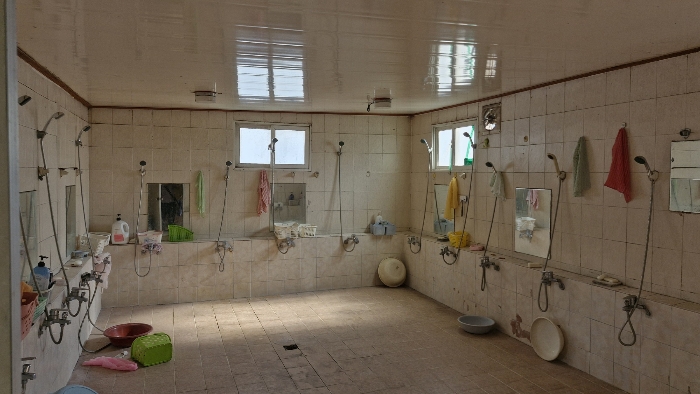 기호 4 건물 2층 내부