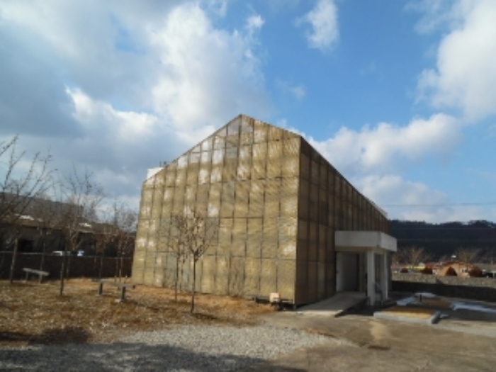 목록20. 사무동(사무실 및 수장고) 전체 전경