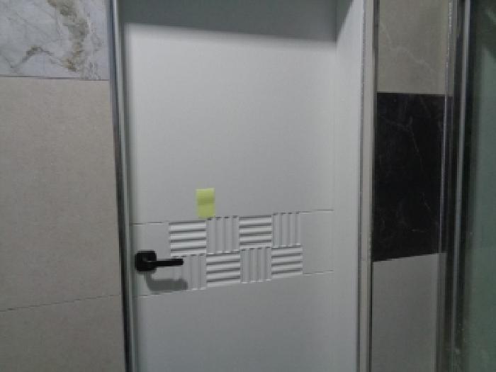 목록1의 다가구주택 지하층 주거용 출입문 전경