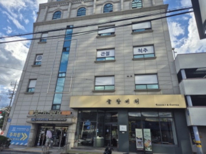 1층 커피숍(놀랑버터)