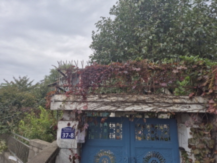 출입문 및 도로명주소 표시