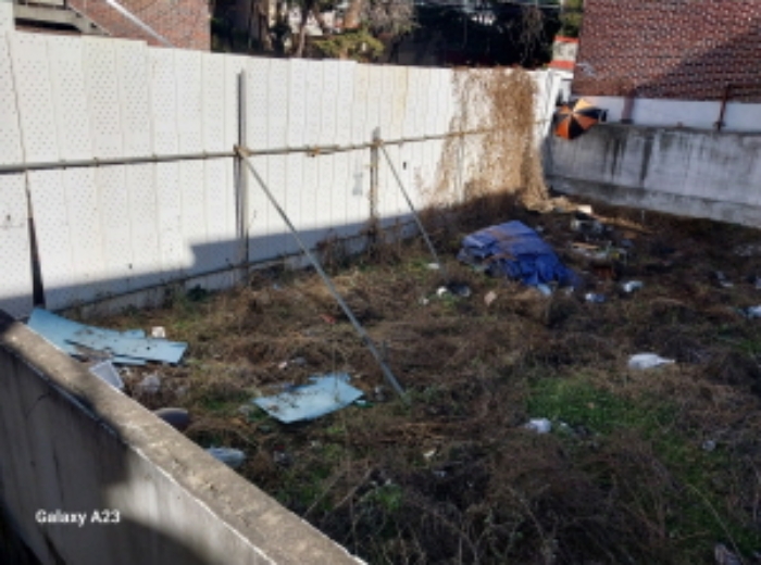 목적물의 도로쪽 펜스