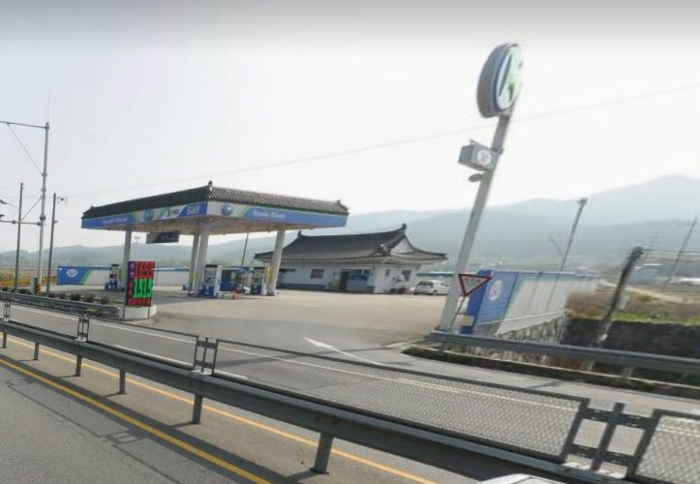 본건 토지 (1,2,3)일단지 주유소 전경