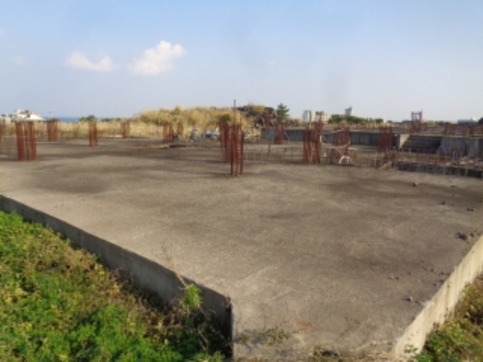 소재지1,2(용담삼동 2208, 2413) 건축중단된 제시외 건물(ㄱ) 사진