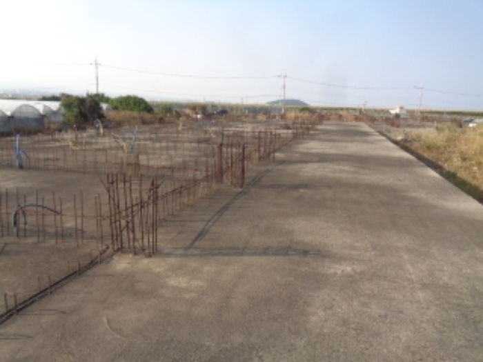 소재지1,2(용담삼동 2208, 2413) 건축중단된 제시외 건물(ㄱ) 사진