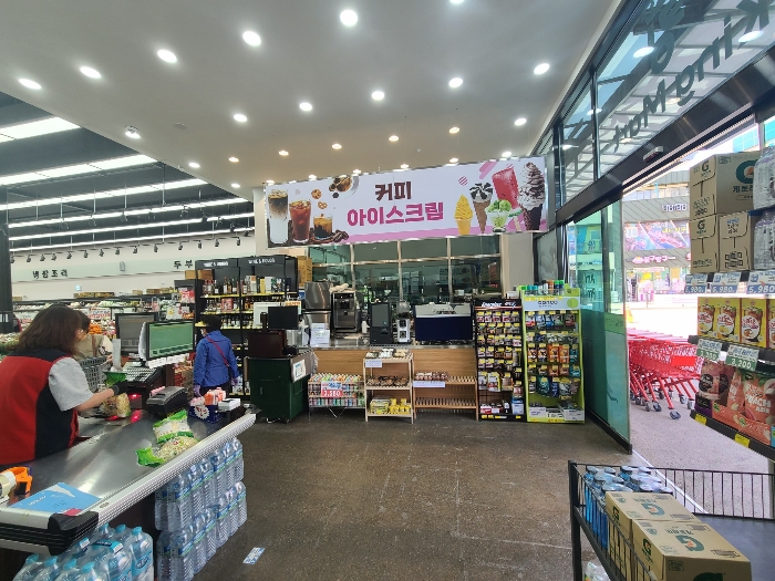 본건 연번(2) 1층 내부전경