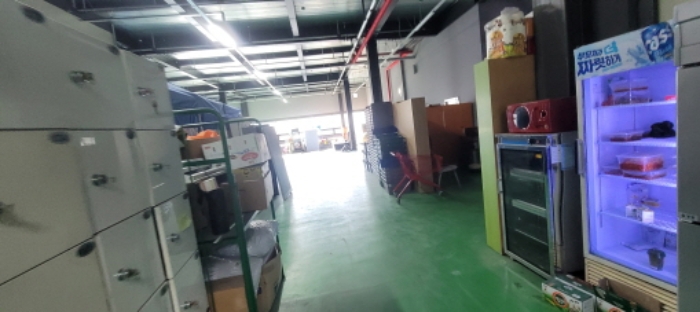 4층 창고겸 점포