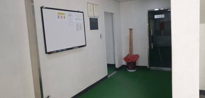 목록 2. 2층 전경