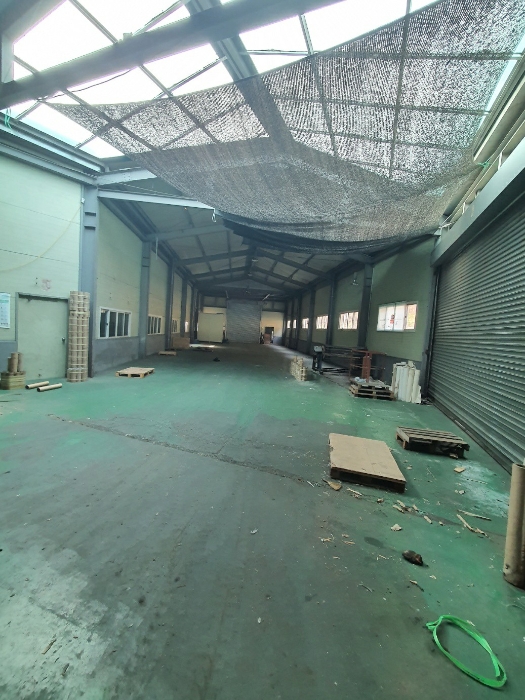 에이동 내부 및 제시외 건물 ㄱ