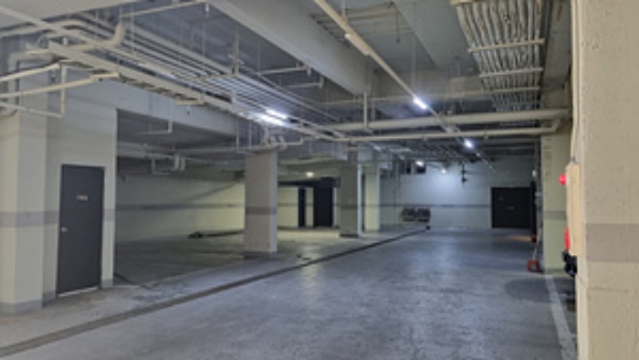 지하층 기계실 및 주차장