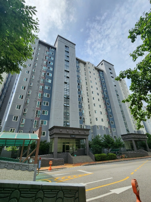 북동측에서 촬영