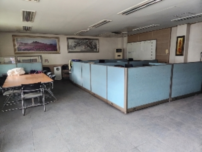 목록4 건물 중 관리동 1층 사무실 전경