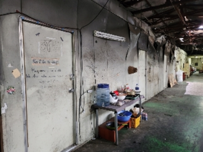 목록4 건물 중 공장(원단편조업) 2층(창고) 전경(일부 기숙사)