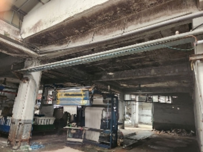 목록4 건물 중 공장(원단편조업) 외부 전경