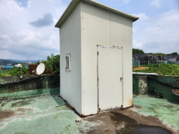 제시외 건물(목록4 공장 옥상, 물탱크) 전경