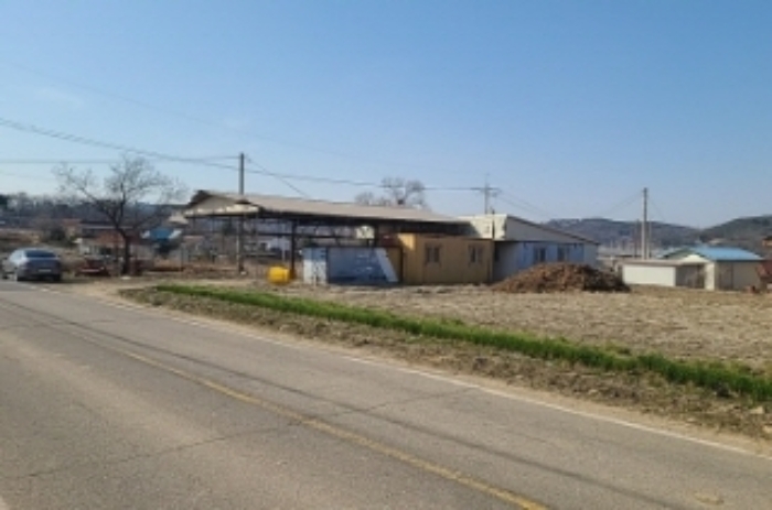 도로에서 바라본 전경