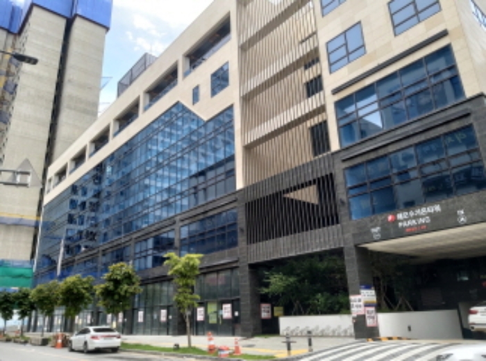 * 본건 목적물 소재 건물 전경 