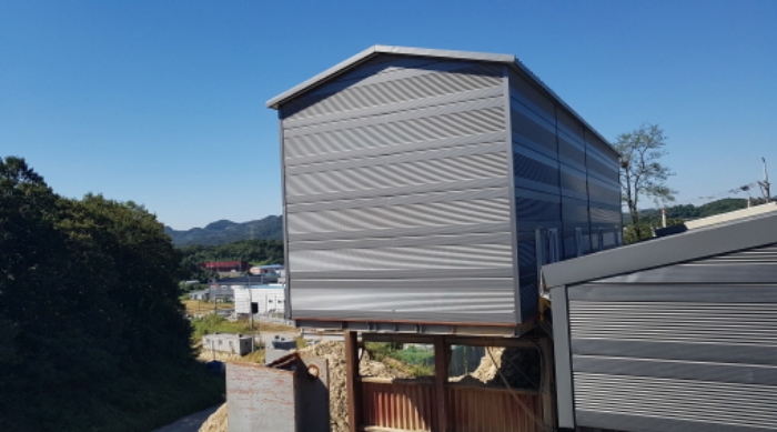 * 목록1. 지상 제시외 판넬조 건물 전경