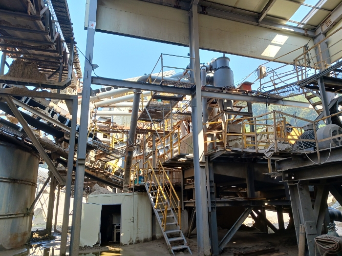 대상물건 기호1-3에 소재 제시외 기계장치