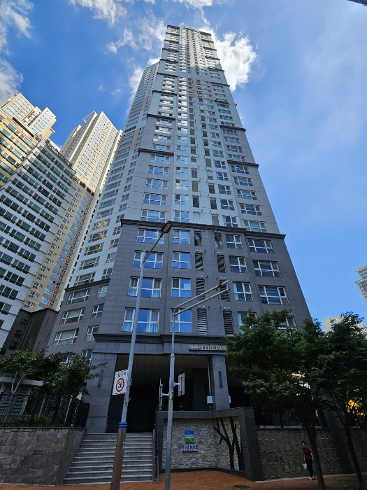 본건 전경[본건 남측에서 촬영]