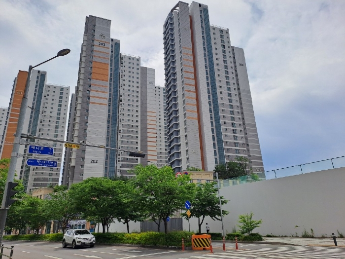 본 건 전 경
북동측에서 남서측으로