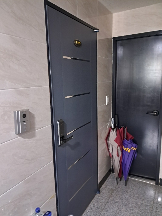 해두리174 5층 503호 출입구