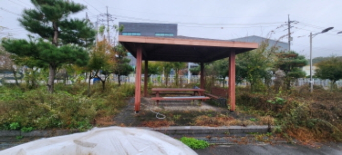 목록1 소재 제시외 목조 정자2 전경 