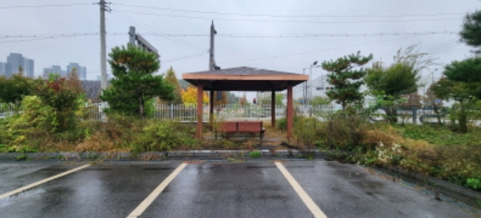 목록1 소재 제시외 목조 정자1 전경