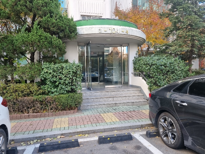 1층 공동출입구