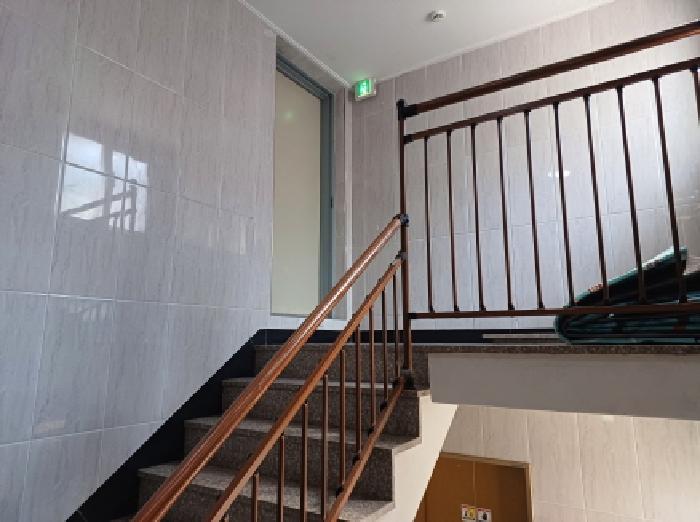 옥상 통로 및 출입문