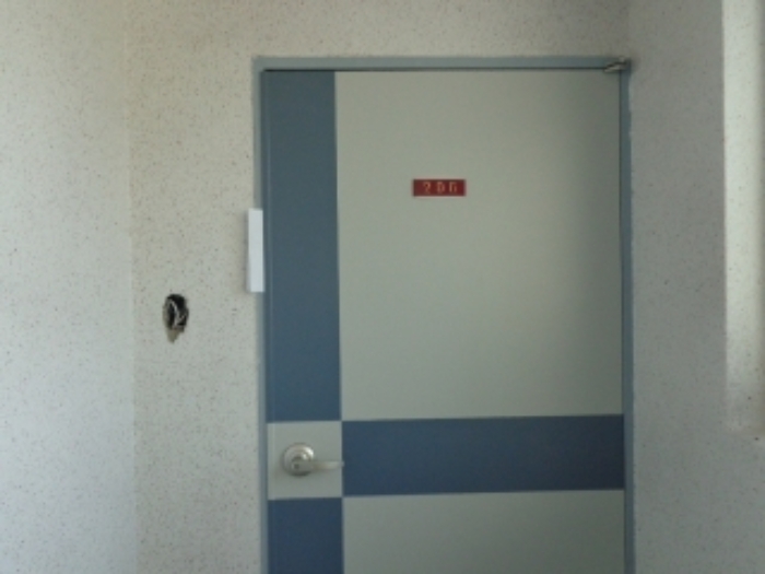 [목록 2] 206호 현관 출입문 모습
