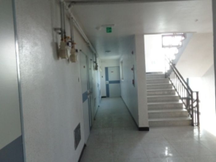 [목록 2] 지상 3층 복도의 모습