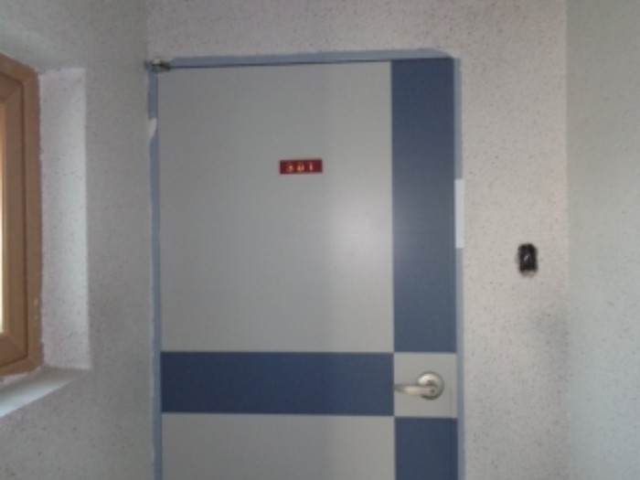[목록 2] 301호 현관 출입문 모습