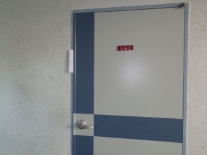 [목록 2] 302호 현관 출입문 모습