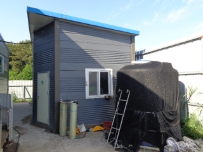 [목록 1] 북동쪽 가장자리 지상에 있는 제시외 건물의 모습