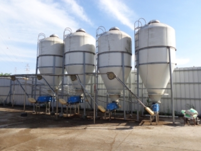 [목록 1] 목록 1, 2와 목록 3, 4. 사이 지상에 있는 사일로의 모습