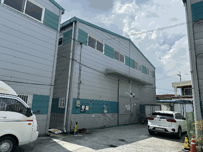 본건 전경: 기호(1,2)토지, 기호(4)건물