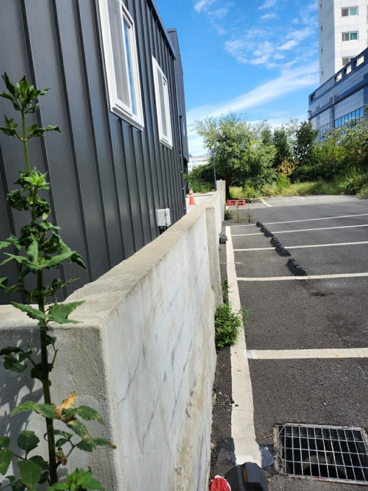 본건 북측 인접지와의 경계부분