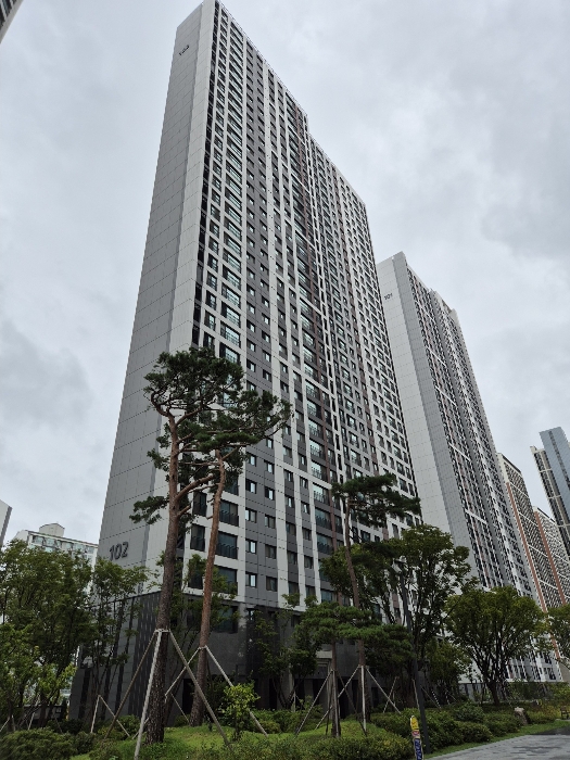 102동 전경